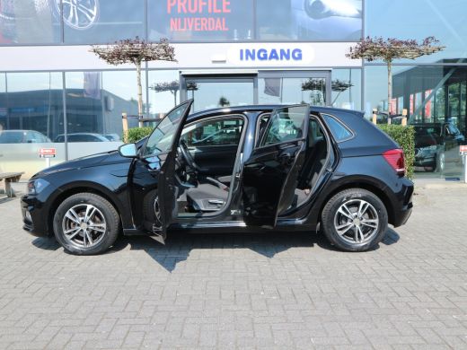 Volkswagen Polo 1.0 TSI Comfortline Business CAMERA NAVI ADAP CRUISE ActivLease financial lease