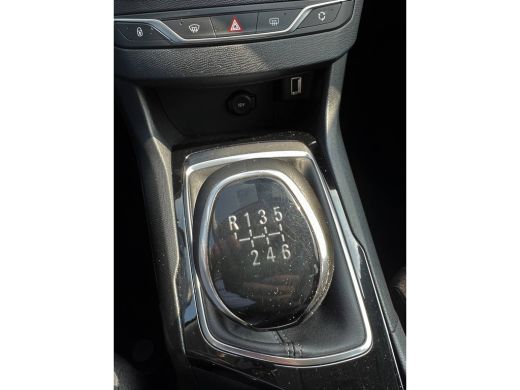 Peugeot 308 SW 1.2 110pk/ H6/ Virtual Cockpit/LED/Carplay/2021 ActivLease financial lease