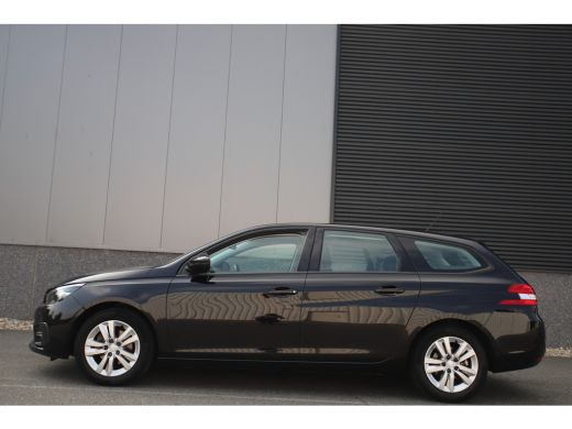 Peugeot 308 SW 1.2 110pk/ H6/ Virtual Cockpit/LED/Carplay/2021 ActivLease financial lease