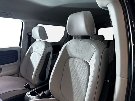 Volkswagen ID. Buzz Pro 77kWh 204pk / Adaptive Cruise Control / Navigatiesysteem / Achteruitrijcamera / Koplampverlic... ActivLease financial lease