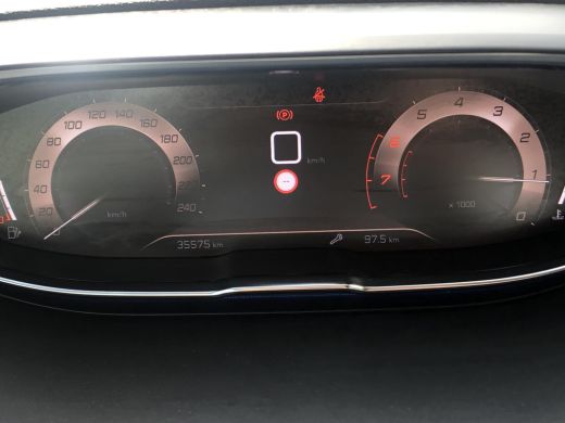 Peugeot 5008 1.2 PureTech GT 7persoons | Camera | 19'' L.M. | Navigatie ActivLease financial lease