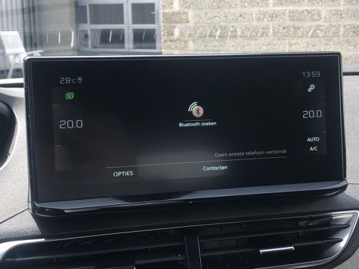 Peugeot 5008 1.2 PureTech GT 7persoons | Camera | 19'' L.M. | Navigatie ActivLease financial lease
