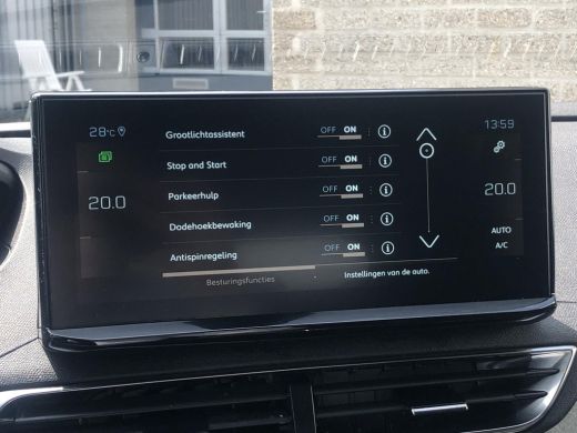 Peugeot 5008 1.2 PureTech GT 7persoons | Camera | 19'' L.M. | Navigatie ActivLease financial lease