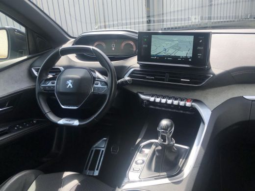 Peugeot 5008 1.2 PureTech GT 7persoons | Camera | 19'' L.M. | Navigatie ActivLease financial lease