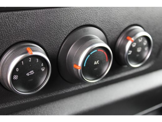 Renault Master L3 2.3 dCi 130PK DUBBELLUCHT ACHTERWIELAANDRIJVING ActivLease financial lease