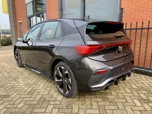 Seat Born 77kWh 231pk e-Boost Adrenaline | Garantie tot 12-2027 | 550km WLTP | Warmtepomp ActivLease financial lease