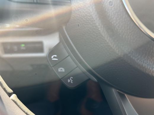 Suzuki Swift 1.2 Select Smart Hybrid ActivLease financial lease