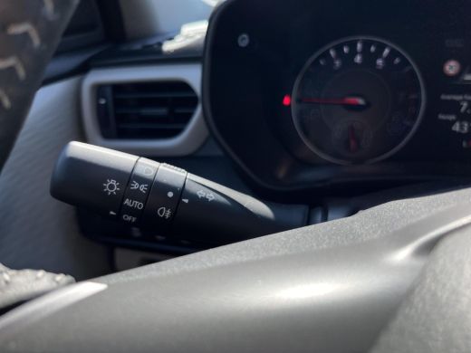 Suzuki Swift 1.2 Select Smart Hybrid ActivLease financial lease