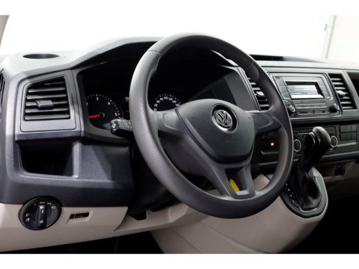 Volkswagen Transporter T6 2.0 TDI 150pk E6 L1H1 DSG-Automaat Comfortline Airco 07-2018 ActivLease financial lease