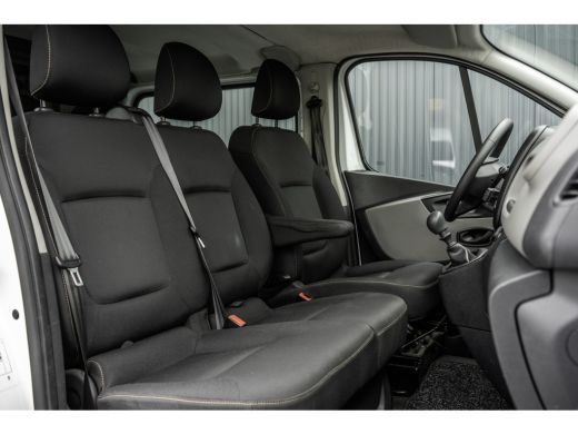 Renault Trafic **1.6 dCi L2H1 | 6-Persoons | Euro 6 | Cruise | Airco | DC** ActivLease financial lease