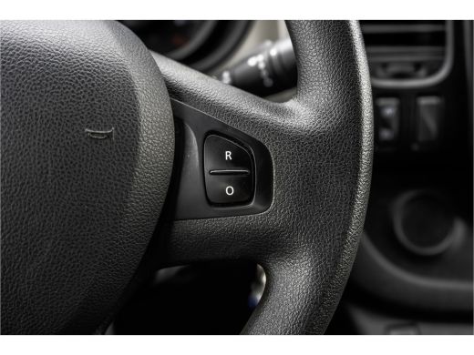 Renault Trafic **1.6 dCi L2H1 | 6-Persoons | Euro 6 | Cruise | Airco | DC** ActivLease financial lease