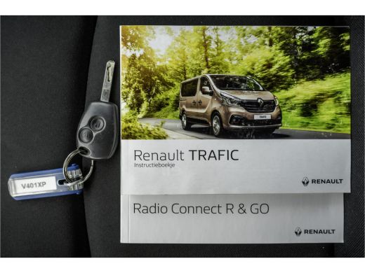 Renault Trafic **1.6 dCi L2H1 | 6-Persoons | Euro 6 | Cruise | Airco | DC** ActivLease financial lease