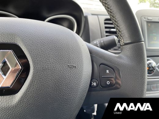 Renault Trafic 2.0 dCi 120PK T29 L2H1 DC Business Airco Multifunctioneel stuurwiel Cruise Bluetooth Navigatie ActivLease financial lease
