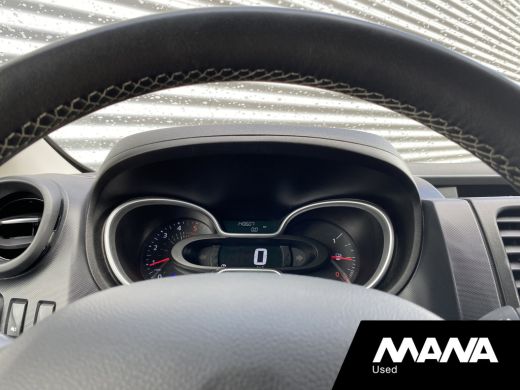 Renault Trafic 2.0 dCi 120PK T29 L2H1 DC Business Airco Multifunctioneel stuurwiel Cruise Bluetooth Navigatie ActivLease financial lease