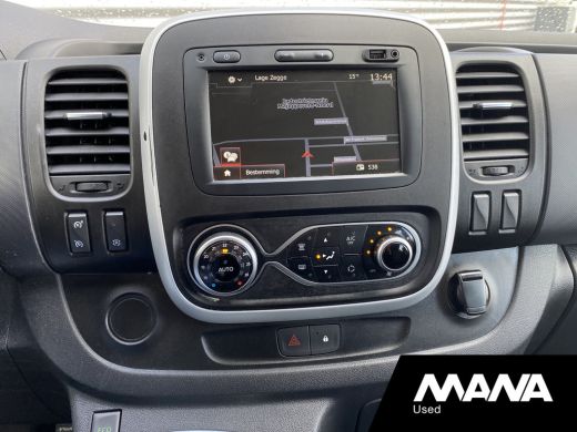 Renault Trafic 2.0 dCi 120PK T29 L2H1 DC Business Airco Multifunctioneel stuurwiel Cruise Bluetooth Navigatie ActivLease financial lease