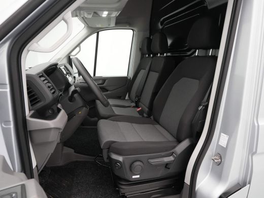 Volkswagen Crafter 30 2.0 TDI L3H3 Trekhaak Camera Navi via App Cruise ActivLease financial lease