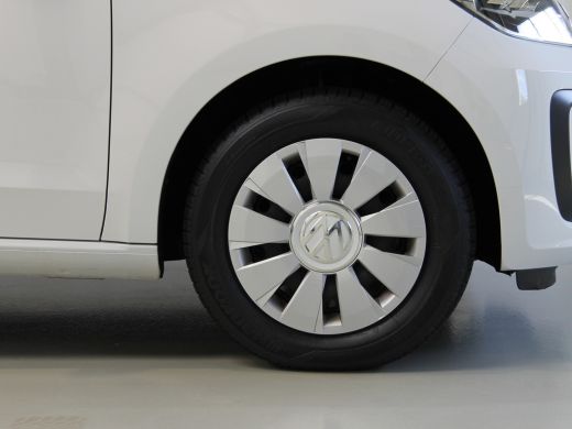 Volkswagen up! 1.0 BMT move up! Cruise | Apps | Camera ActivLease financial lease