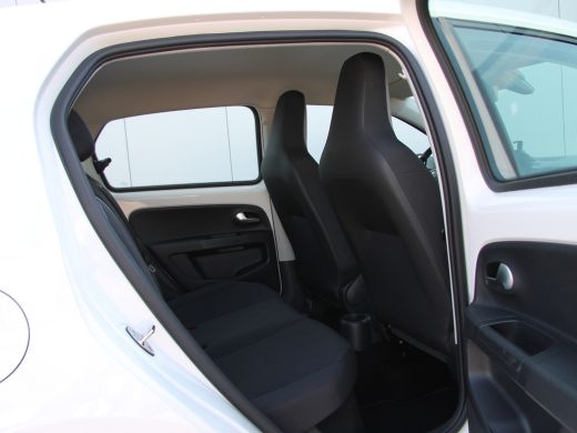 Volkswagen up! 1.0 BMT move up! Cruise | Apps | Camera ActivLease financial lease
