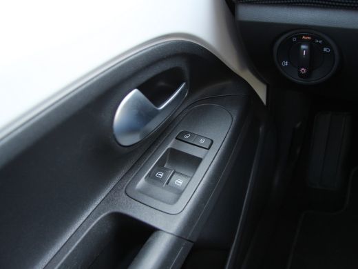 Volkswagen up! 1.0 BMT move up! Cruise | Apps | Camera ActivLease financial lease