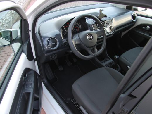 Volkswagen up! 1.0 BMT move up! Cruise | Apps | Camera ActivLease financial lease