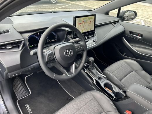 Toyota Corolla Touring Sports Hybrid 140 Dynamic ActivLease financial lease