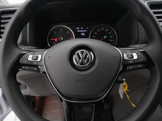 Volkswagen Crafter 35 2.0 TDI 177pk DSG L3H3 Exclusive Navigatie Camera Side Assist Stoelverwarming ActivLease financial lease