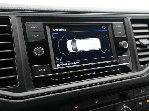 Volkswagen Crafter 35 2.0 TDI DSG L3H3 Exclusive EURO VI Navi via App Camera Trekhaak Voorruitverwarming ActivLease financial lease