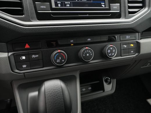 Volkswagen Crafter 35 2.0 TDI DSG L3H3 Exclusive EURO VI Navi via App Camera Trekhaak Voorruitverwarming ActivLease financial lease