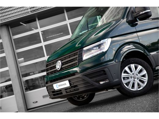 Volkswagen Crafter | Exclusive | Ontario Green | Navi | Led | Adaptive Cruise | Multistuur | Camera ActivLease financial lease