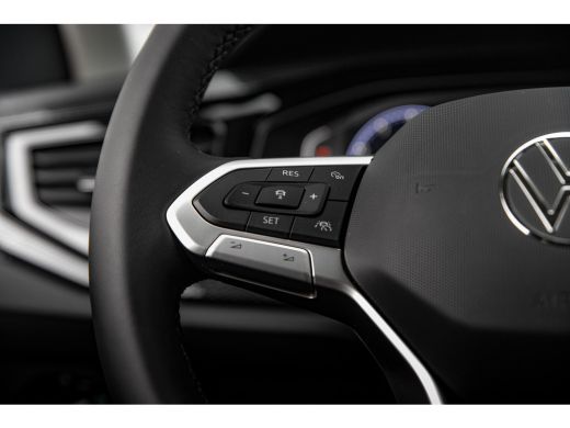 Volkswagen Polo Volkswagen Life Edition Inclusief €2000,- inruilvoordeel + €1000,- korting | 'App-Connect' draadl... ActivLease financial lease