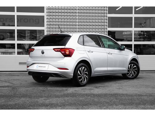 Volkswagen Polo Volkswagen Life Edition Inclusief €2000,- inruilvoordeel + €1000,- korting | 'App-Connect' draadl... ActivLease financial lease