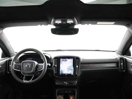 Volvo  C40 Single Motor Extended Range Plus 82 kWh Direct leverbaar! | Stoel & stuurwielverwarming | Parkass... ActivLease financial lease