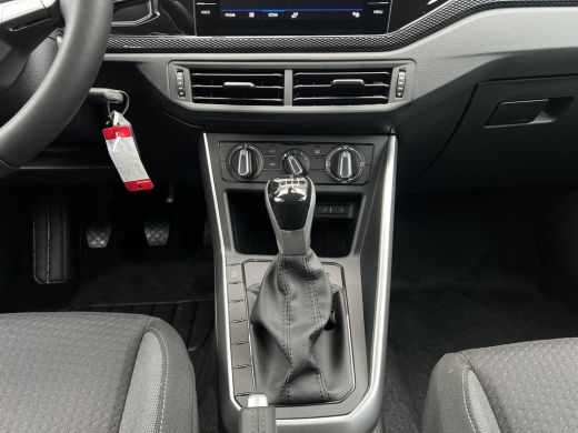 Volkswagen Polo Life Edition Inclusief €2000,- inruilvoordeel  | 'App-Connect' draadloze smartphone integratie | ... ActivLease financial lease