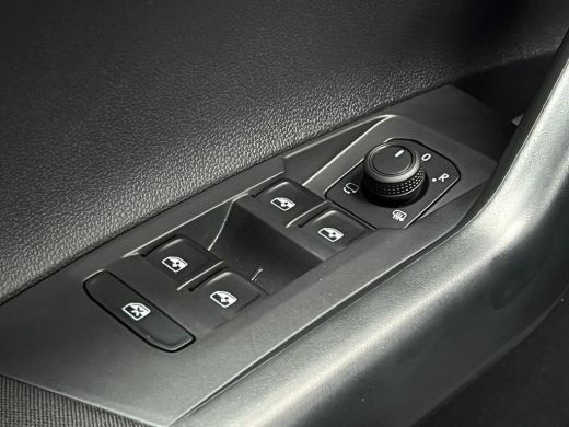 Volkswagen Polo Life Edition Inclusief €2000,- inruilvoordeel  | 'App-Connect' draadloze smartphone integratie | ... ActivLease financial lease