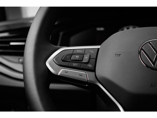 Volkswagen Polo Life Edition Inclusief €2000,- inruilvoordeel | 'App-Connect' draadloze smartphone integratie | B... ActivLease financial lease
