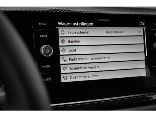 Volkswagen Polo Life Edition Inclusief €2000,- inruilvoordeel | 'App-Connect' draadloze smartphone integratie | B... ActivLease financial lease