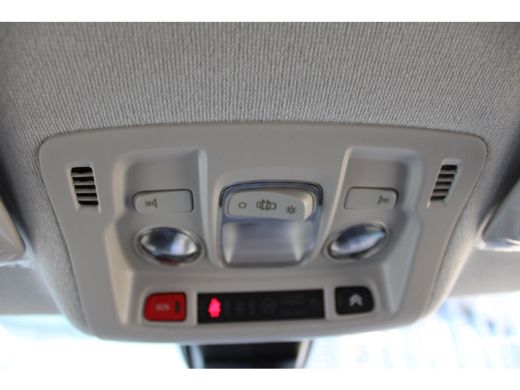 Citroën C3 1.2 PureTech Feel Edition "Metallic lak Ambiance Wood Techno Nav Pack 17"" lichtmetalen velgen 'V... ActivLease financial lease