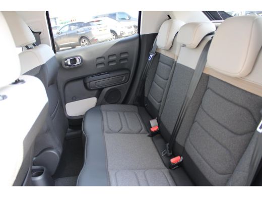 Citroën C3 1.2 PureTech Feel Edition "Metallic lak Ambiance Wood Techno Nav Pack 17"" lichtmetalen velgen 'V... ActivLease financial lease