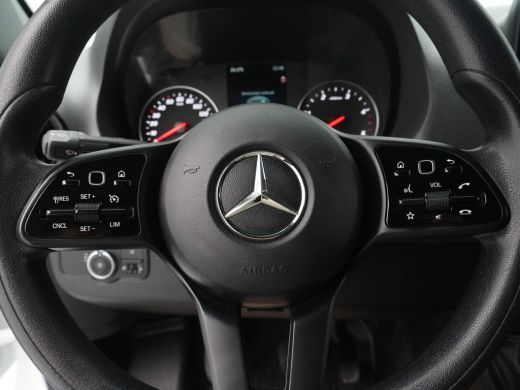 Mercedes Sprinter 311 2.2 CDI 115pk L2H2 Navigatie Camera Airco Cruise ActivLease financial lease