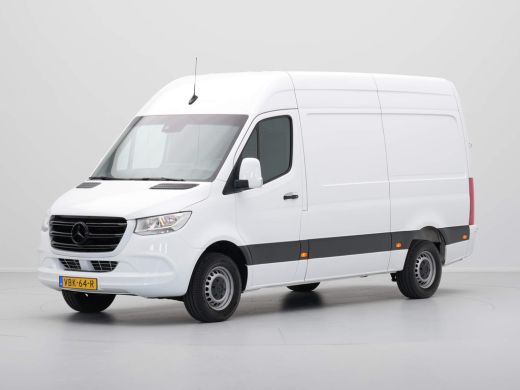 Mercedes Sprinter 311 2.2 CDI 115pk L2H2 Navigatie Camera Airco Cruise ActivLease financial lease