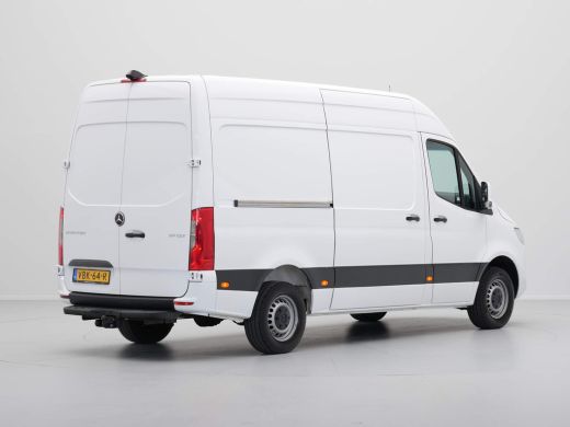 Mercedes Sprinter 311 2.2 CDI 115pk L2H2 Navigatie Camera Airco Cruise ActivLease financial lease