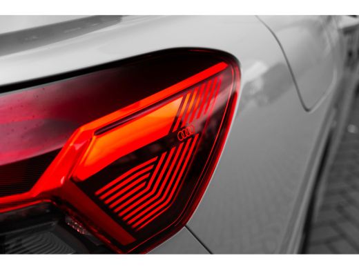 Audi Q4 e-tron 45 quattro Advanced edition 82 kWh ActivLease financial lease