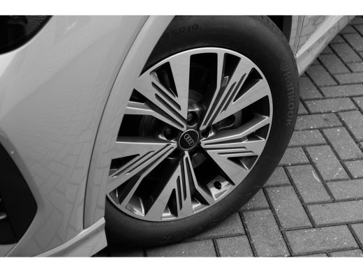 Audi Q4 e-tron 45 quattro Advanced edition 82 kWh ActivLease financial lease