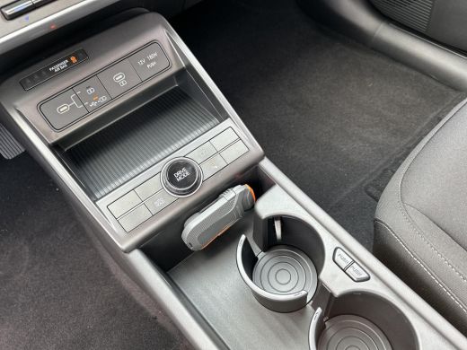 Hyundai KONA EV Comfort 65.4 kWh | €5.240,- Voorraad Voordeel | Direct Rijden! | NU OF NOOIT ActivLease financial lease