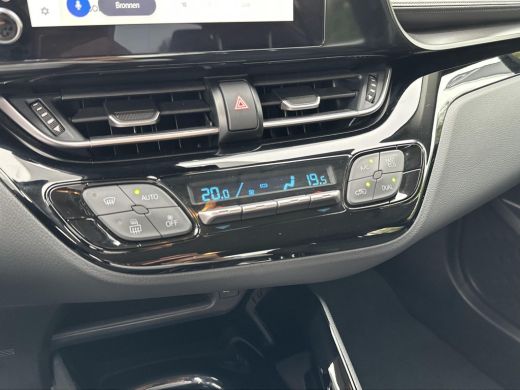 Toyota C-HR 2.0 Hybrid Dynamic | Apple Carplay/Android auto | Achteruitrijcamera | Climate control ActivLease financial lease