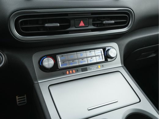 Hyundai KONA EV Fashion 39 kWh NEW MODEL [ 3-Fase ] Aut. *HEAT-PUMP | NAVI-FULLMAP | DIGI-COCKPIT | FULL-LED |... ActivLease financial lease