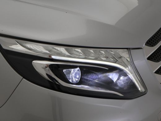 Mercedes Vito 119 CDI LANG AUT. 190 PK + 2 SCHUIFDEUREN / LED / CAMERA / 2500 KG TREKHAAK / 18 INCH LMV ActivLease financial lease