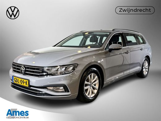 Volkswagen Passat Variant 1.5 150pk TSI Business / Parkeersensor voor en achter / Navigatiesysteem / Voorstoelen ve... Volkswagen Passat Variant 1.5 150pk TSI Business / Parkeersensor voor en achter / Navigatiesysteem / Voorstoelen ve...
