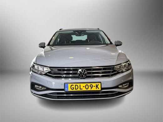 Volkswagen Passat Variant 1.5 150pk TSI Business / Parkeersensor voor en achter / Navigatiesysteem / Voorstoelen ve... ActivLease financial lease