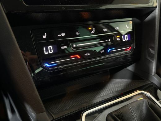 Volkswagen Passat Variant 1.5 150pk TSI Business / Parkeersensor voor en achter / Navigatiesysteem / Voorstoelen ve... ActivLease financial lease